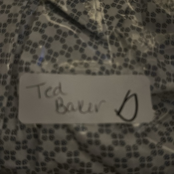 TED BAKER Men White-Gray Patterned short sleeve preppy button career Shirt 4 - Picture 10 of 10